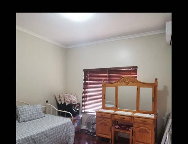 4 BEDROOM HOUSE TO LET IN SIMBITHI ECO ESTATE